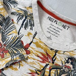 Free Planet T Shirt Mens Large Hula Girl Tiki Tropical Palm Tree Allover Print